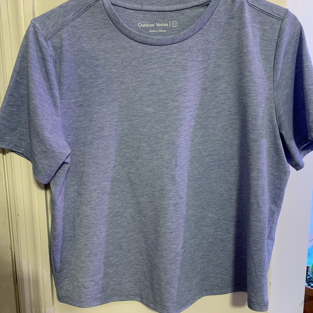 Outdoor voices sweatee t shirt